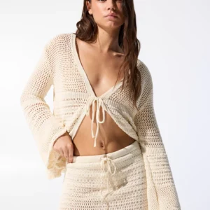 Ruffled crochet mini skirt