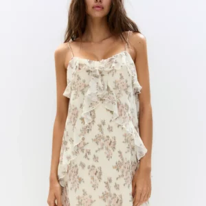 Short floral dress with ruffles